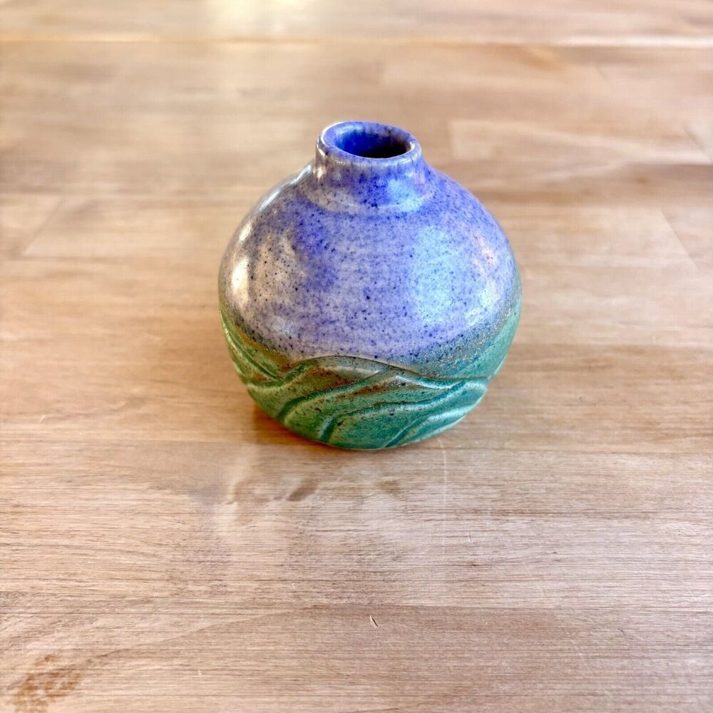 Vintage Studio Art Pottery Bud Vase Signed Martha ’99 Ceramic Hand Thrown - Picture 8 of 10